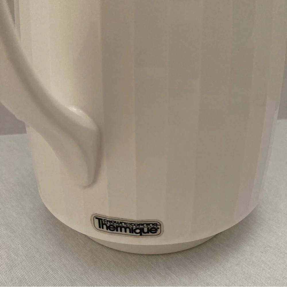 Vintage Corning Thermique White Ribbed Thermal Coffee Carafe w Lid